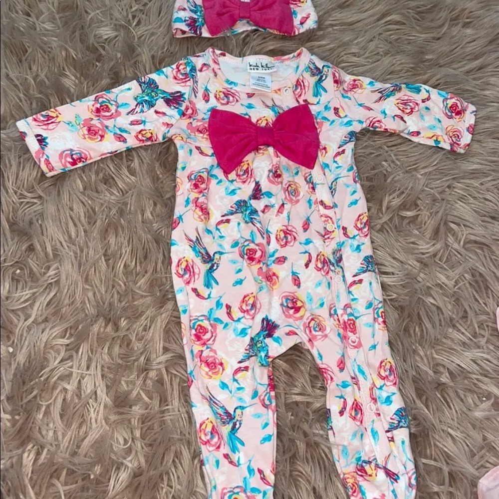 Nicole Miller infant onesie with matching hat